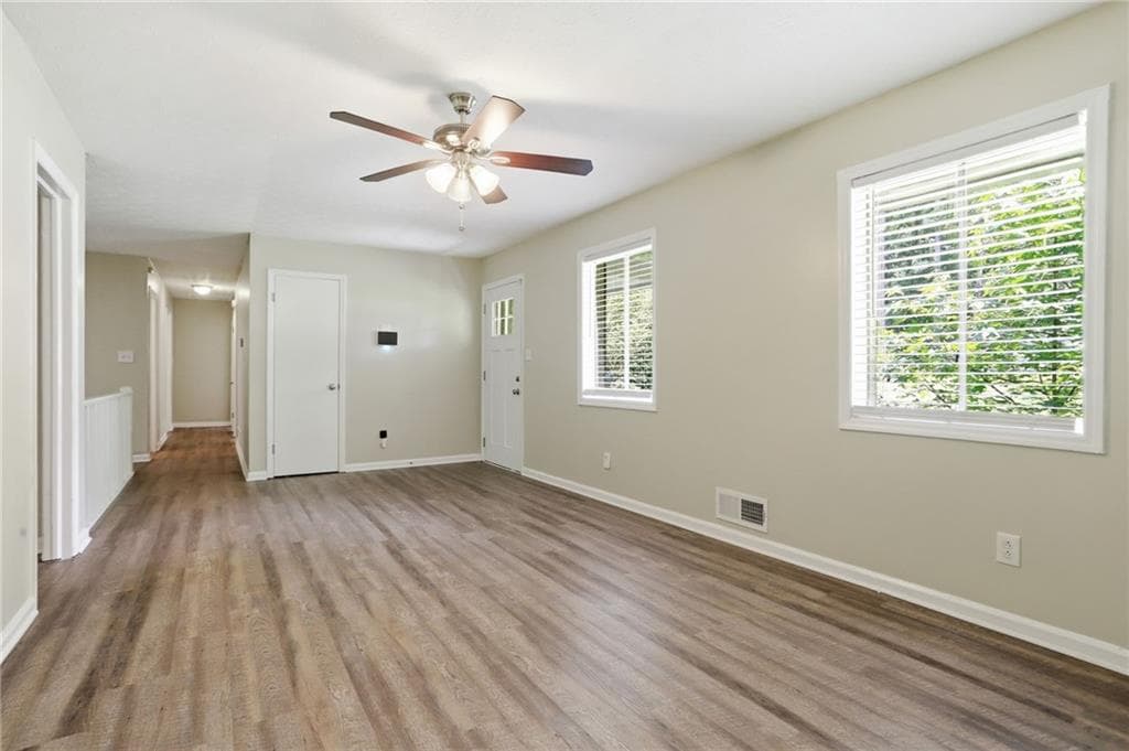 4 bedroom, 2 bathroom, 1,434 sq ft single family residence for sale at 4505 Wonder Valley Trail, Decatur, GA 30034 — photo 5