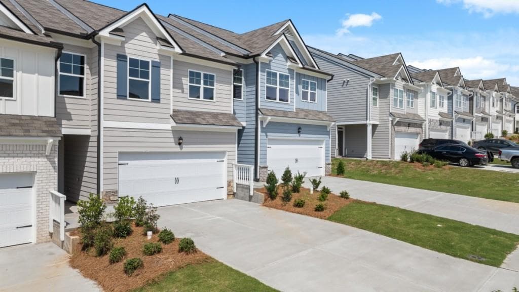 3 bedroom, 3 bathroom, 1,877 sq ft townhouse for sale at 244 Deerberry Drive, Jasper, GA 30143 — photo 2