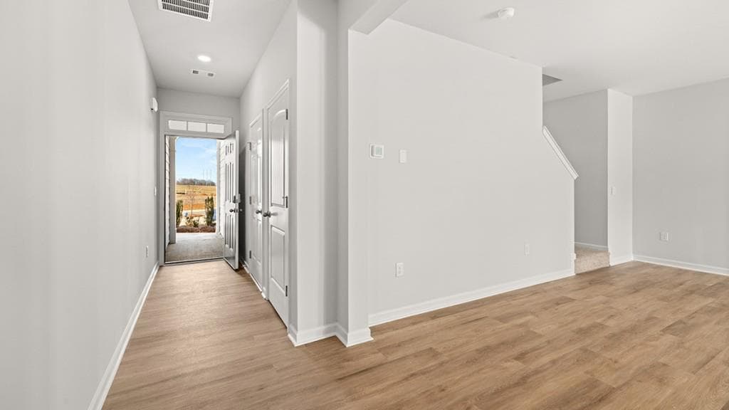 3 bedroom, 3 bathroom, 1,877 sq ft townhouse for sale at 244 Deerberry Drive, Jasper, GA 30143 — photo 4
