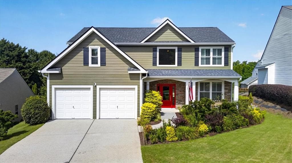3 bedroom, 3 bathroom, 2,399 sq ft single family residence for sale at 125 Diamond Ridge Avenue, Canton, GA 30114