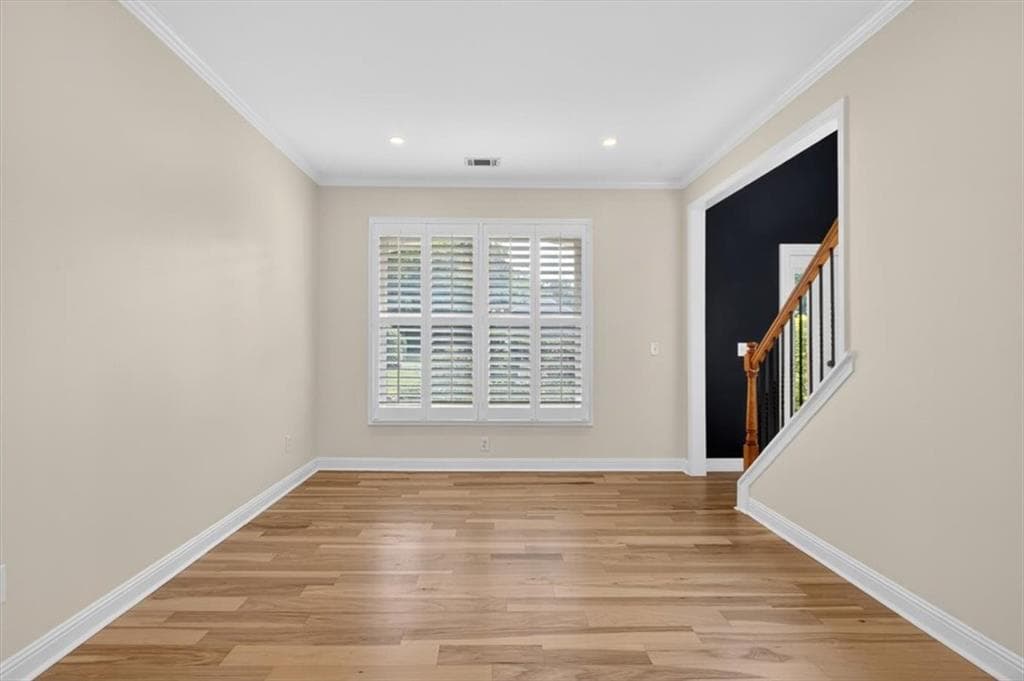 3 bedroom, 3 bathroom, 2,399 sq ft single family residence for sale at 125 Diamond Ridge Avenue, Canton, GA 30114 — photo 8