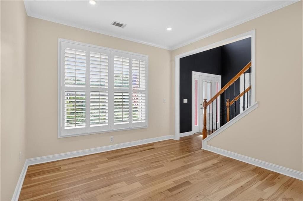 3 bedroom, 3 bathroom, 2,399 sq ft single family residence for sale at 125 Diamond Ridge Avenue, Canton, GA 30114 — photo 9