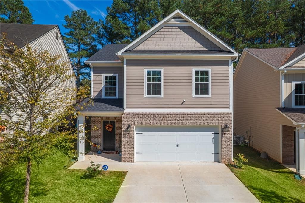 4 bedroom, 2 bathroom, 2,089 sq ft single family residence for sale at 239 Bethany Manor Court, Ball Ground, GA 30107 — photo 2