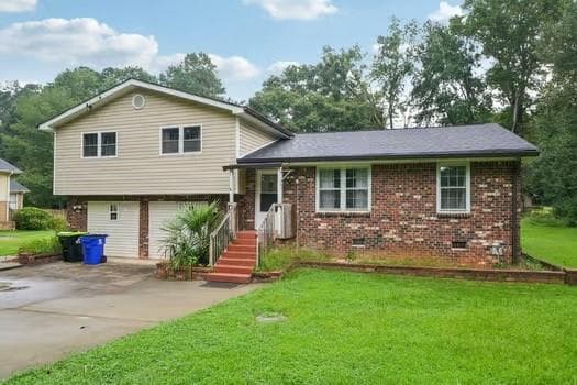 4 bedroom, 3 bathroom, 2,048 sq ft single family residence for sale at 140 Creek Circle, Stockbridge, GA 30281 — photo 4