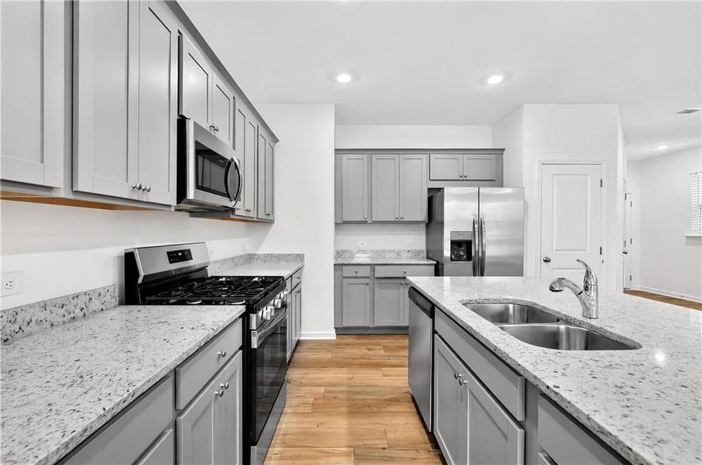 4 bedroom, 3 bathroom, 1,892 sq ft single family residence under contract at 2259 Linden Pass, Douglasville, GA 30135 — photo 10
