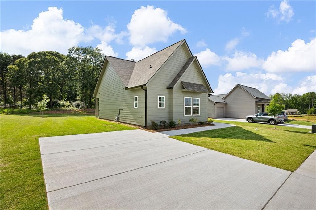2 bedroom, 2 bathroom, 1,023 sq ft single family residence for sale at 106 Winston Way, Carrollton, GA 30117 — photo 3