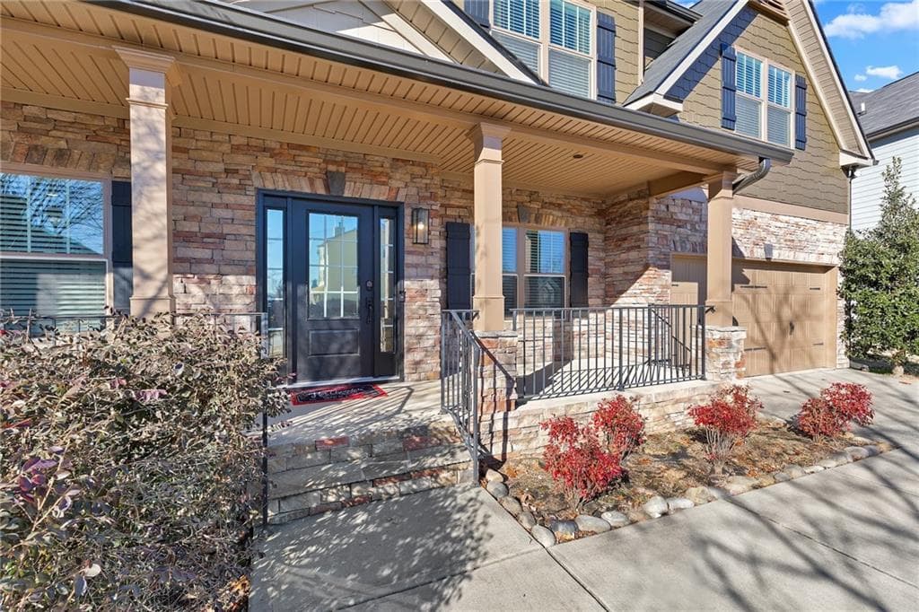 5 bedroom, 4 bathroom, 5,807 sq ft single family residence for sale at 4305 Hopewell Manor Drive, Cumming, GA 30028 — photo 2