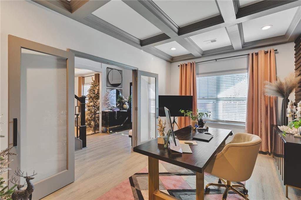 5 bedroom, 4 bathroom, 5,807 sq ft single family residence for sale at 4305 Hopewell Manor Drive, Cumming, GA 30028 — photo 5