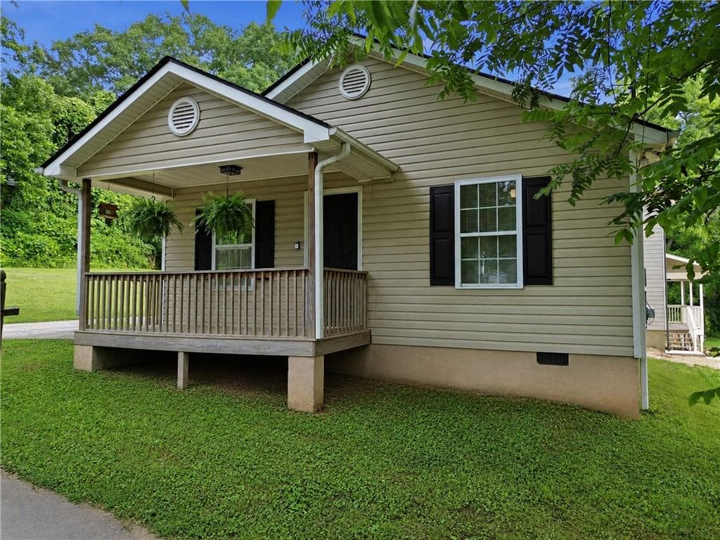 3 bedroom, 2 bathroom, 1,152 sq ft single family residence sold at 16 Moody Street, Cartersville, GA 30120