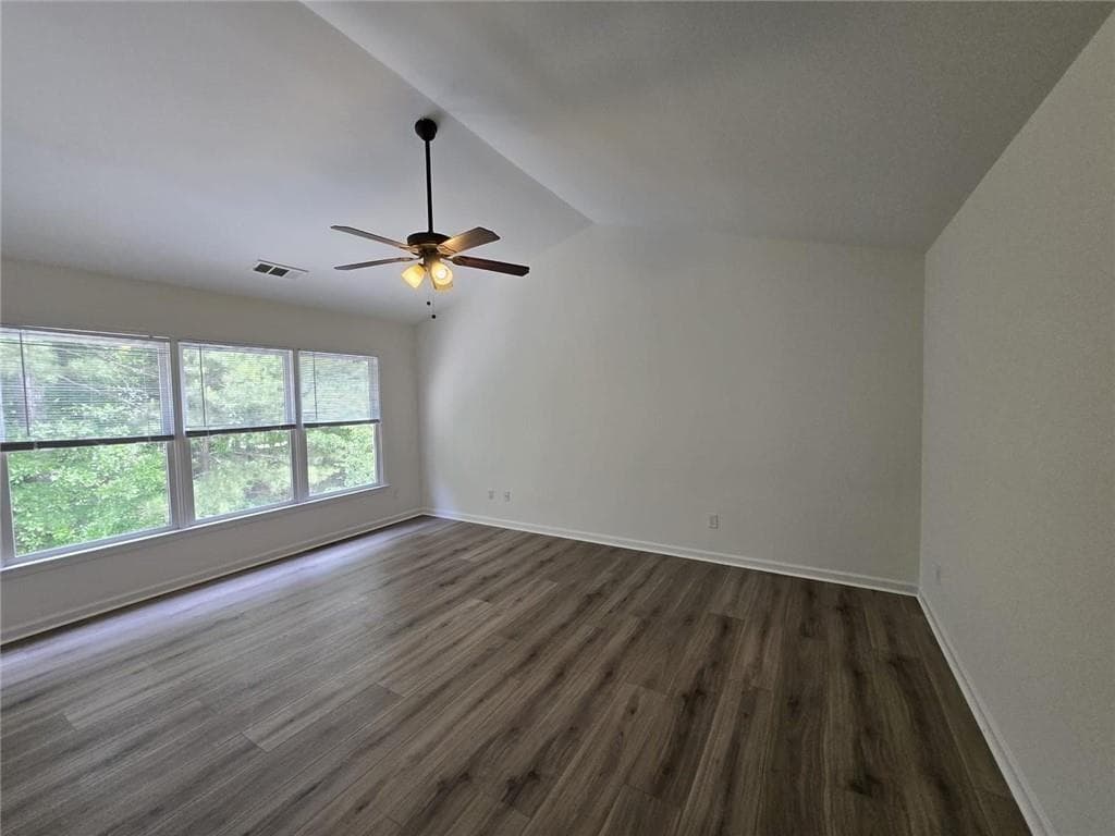 4 bedroom, 3 bathroom, 2,176 sq ft single family residence for rent at 10845 Glenbarr Drive, Duluth, GA 30097 for $3,200 a month — photo 7