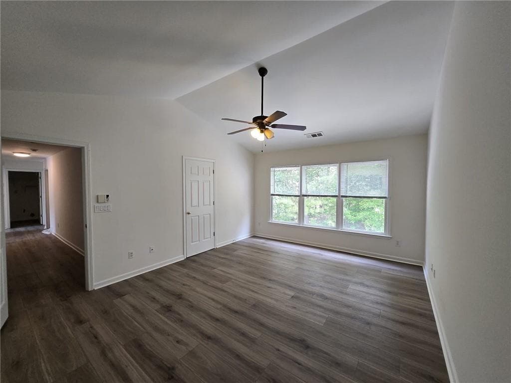 4 bedroom, 3 bathroom, 2,176 sq ft single family residence for rent at 10845 Glenbarr Drive, Duluth, GA 30097 for $3,200 a month — photo 8