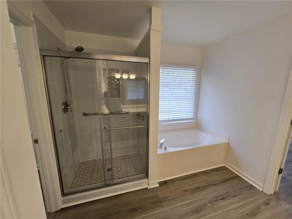 4 bedroom, 3 bathroom, 2,176 sq ft single family residence for rent at 10845 Glenbarr Drive, Duluth, GA 30097 for $3,200 a month — photo 10