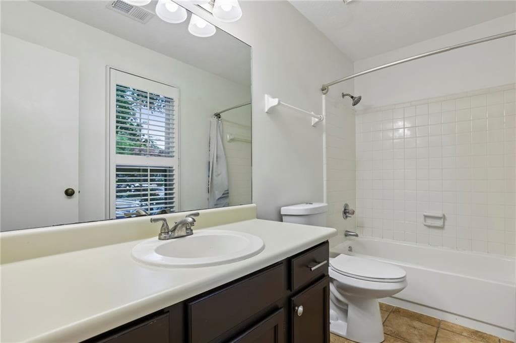 2 bedroom, 2 bathroom, 900 sq ft condominium for sale at 436 Teal Court, Roswell, GA 30076 — photo 8