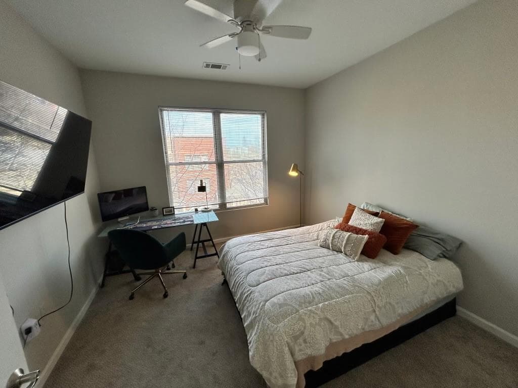 2 bedroom, 2 bathroom, 1,082 sq ft condominium for sale at 870 Mayson Turner Road 1336, Atlanta, GA 30314 — photo 4