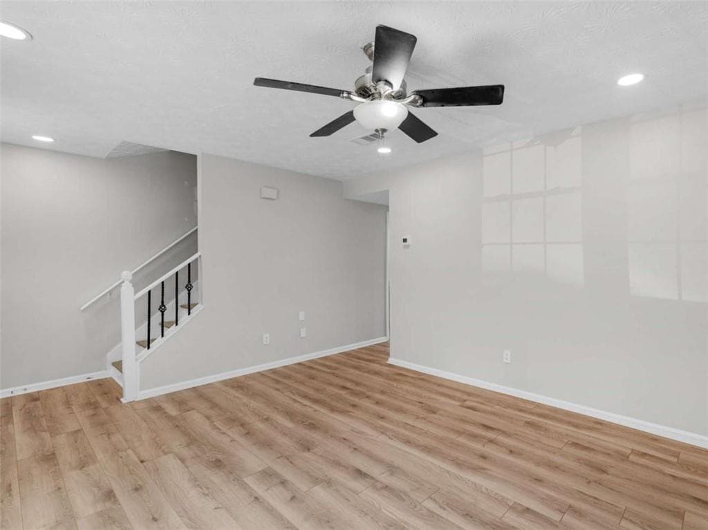 2 bedroom, 3 bathroom, 1,216 sq ft townhouse for sale at 138 Hudson Bridge Court, Stockbridge, GA 30281 — photo 3