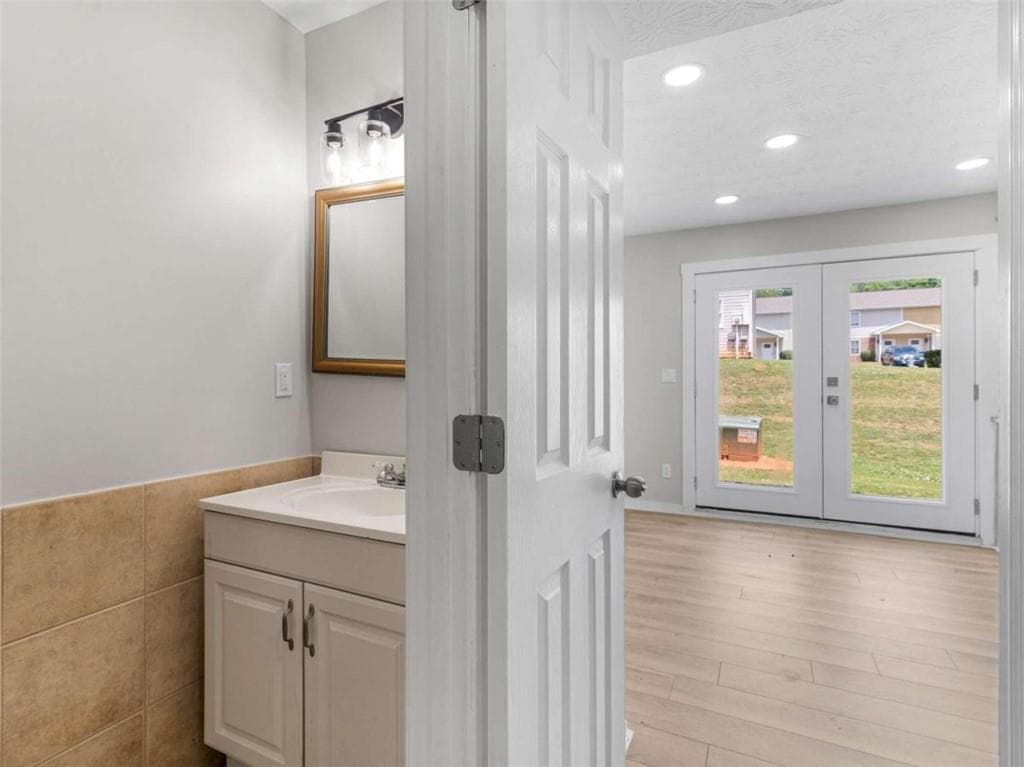 2 bedroom, 3 bathroom, 1,216 sq ft townhouse for sale at 138 Hudson Bridge Court, Stockbridge, GA 30281 — photo 8