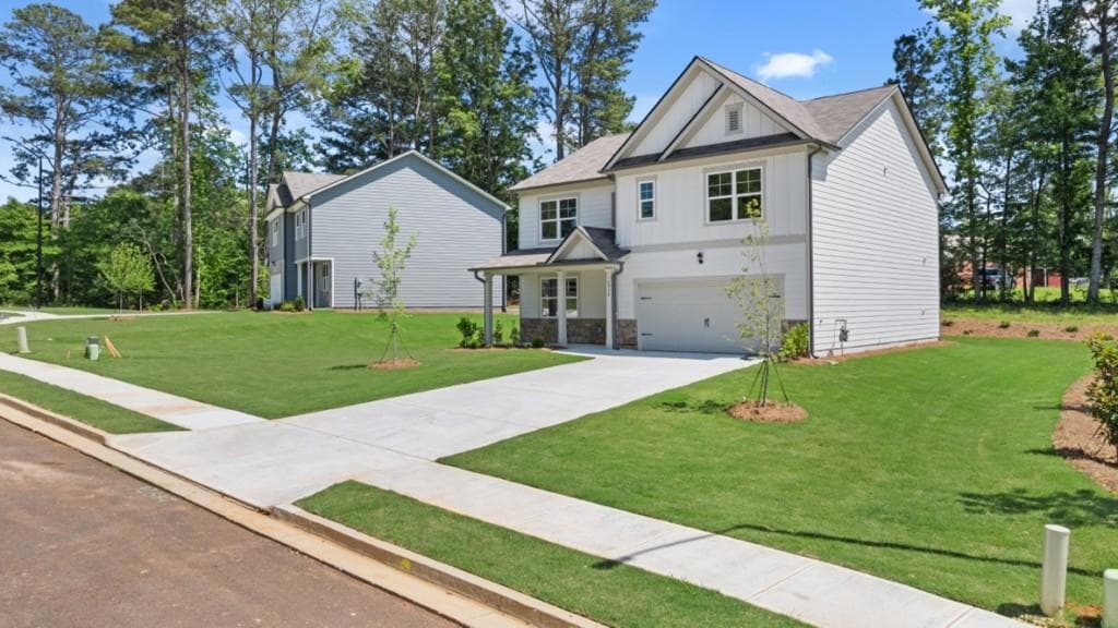 5 bedroom, 3 bathroom, 2,511 sq ft single family residence under contract at 2632 Indigo Road, Lithia Springs, GA 30122 — photo 2