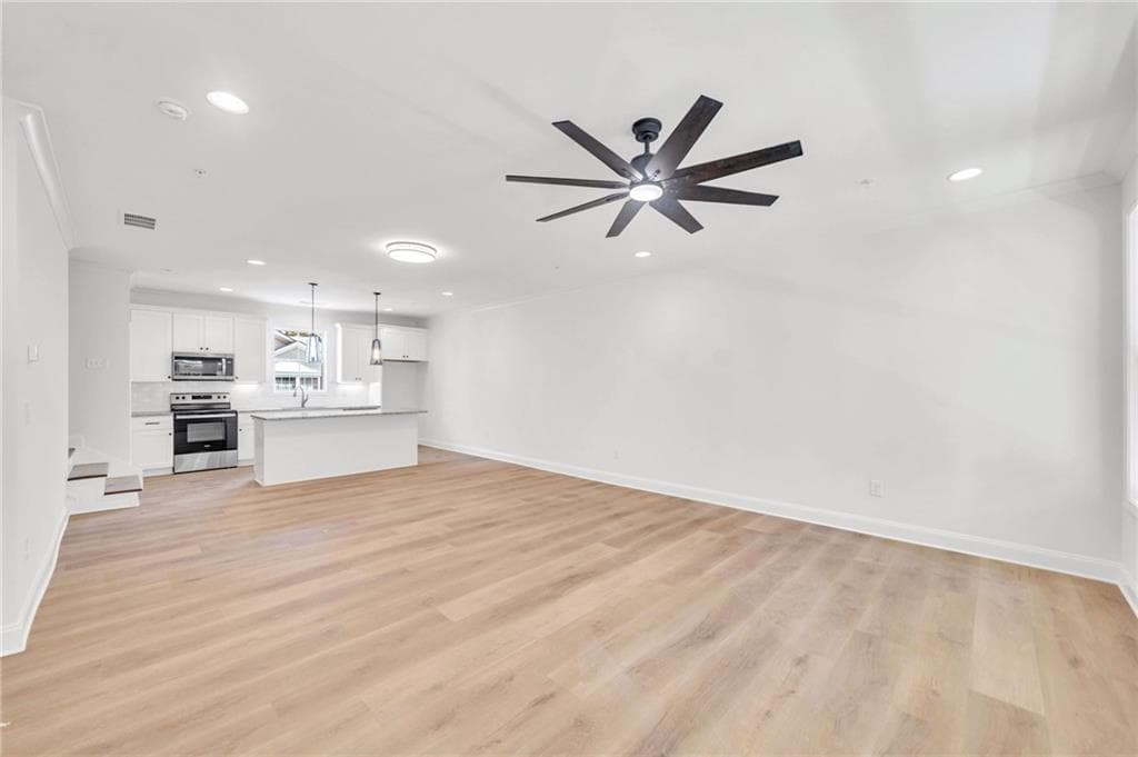 3 bedroom, 3 bathroom, 1,659 sq ft townhouse for rent at 203 Riverstone Commons Circle, Canton, GA 30114 for $2,000 a month — photo 8