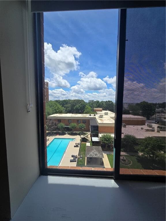 1 bedroom, 1 bathroom, 760 sq ft condominium for sale at 300 Johnson Ferry Road B608, Sandy Springs, GA 30328 — photo 3