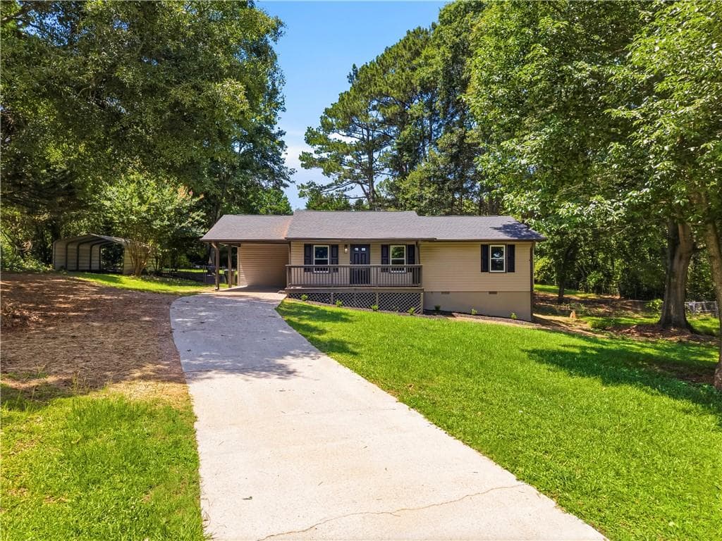 3 bedroom, 2 bathroom, 1,240 sq ft single family residence under contract at 700 John Deere Road, Monroe, GA 30656 — photo 8