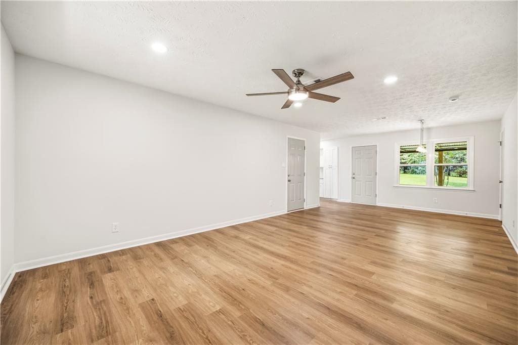 3 bedroom, 2 bathroom, 1,240 sq ft single family residence under contract at 700 John Deere Road, Monroe, GA 30656 — photo 10