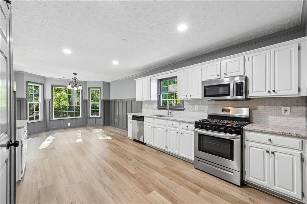 4 bedroom, 2 bathroom, 1,620 sq ft single family residence for sale at 2360 Huntington Drive, Loganville, GA 30052 — photo 10