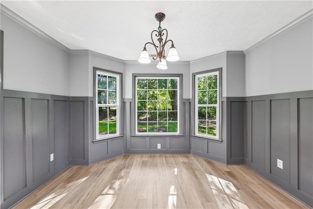 4 bedroom, 2 bathroom, 1,620 sq ft single family residence for sale at 2360 Huntington Drive, Loganville, GA 30052 — photo 9