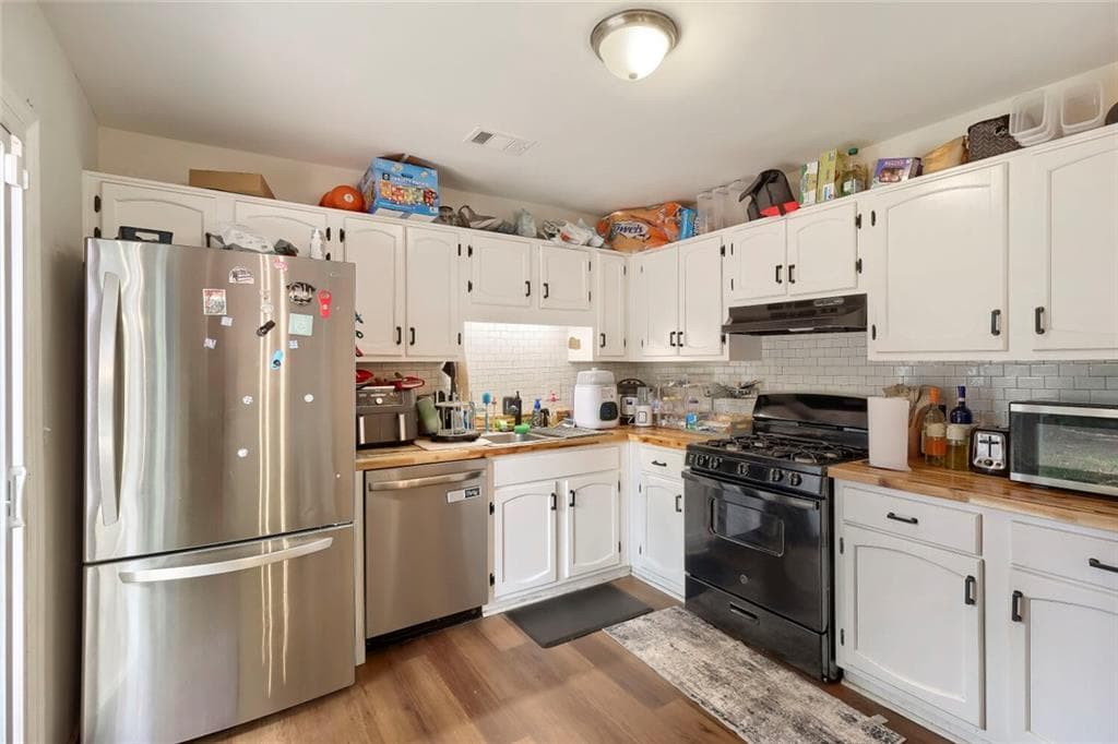 3 bedroom, 3 bathroom, 1,632 sq ft single family residence for sale at 2203 Victoria Place, Lithonia, GA 30058 — photo 10