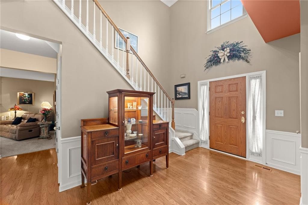 4 bedroom, 3 bathroom, 2,867 sq ft single family residence for sale at 7730 Wickley Drive, Cumming, GA 30041 — photo 3