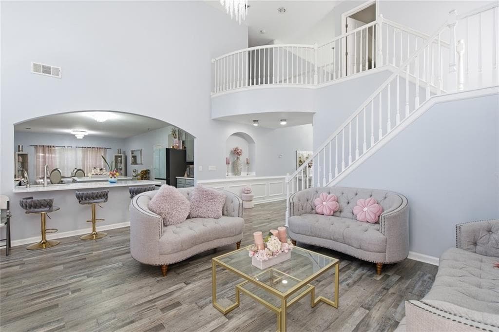 6 bedroom, 3 bathroom, 3,383 sq ft single family residence for sale at 5318 Twin Creeks Place, Norcross, GA 30071 — photo 5
