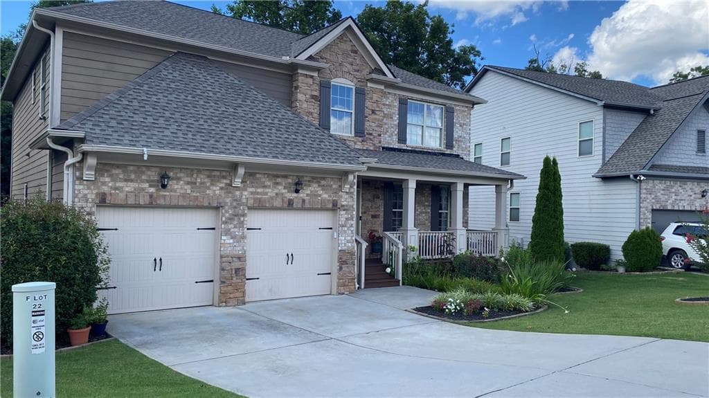 4 bedroom, 3 bathroom, 2,930 sq ft single family residence for sale at 1320 Newbridge Circle, Buford, GA 30519 — photo 2