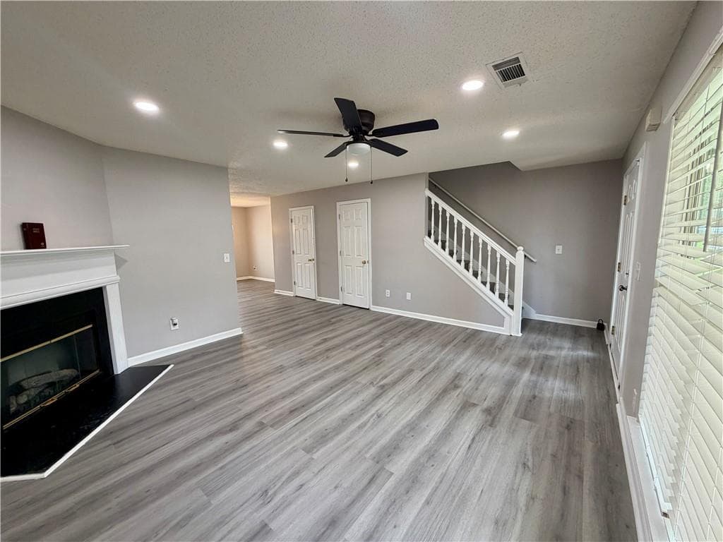3 bedroom, 3 bathroom, 1,680 sq ft single family residence for rent at 3354 Waggoner Lane, Rex, GA 30273 for $2,000 a month — photo 4