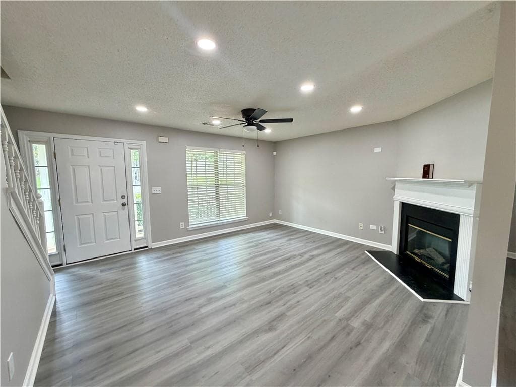 3 bedroom, 3 bathroom, 1,680 sq ft single family residence for rent at 3354 Waggoner Lane, Rex, GA 30273 for $2,000 a month — photo 5