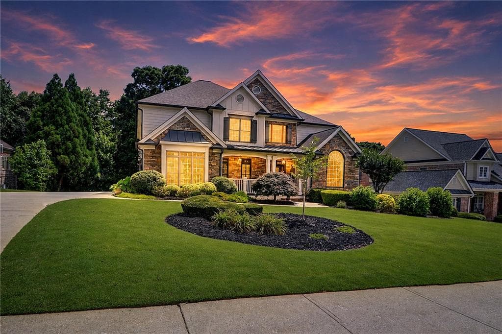 6 bedroom, 6 bathroom, 4,806 sq ft single family residence under contract at 5160 Millwood Drive, Canton, GA 30114 — photo 2