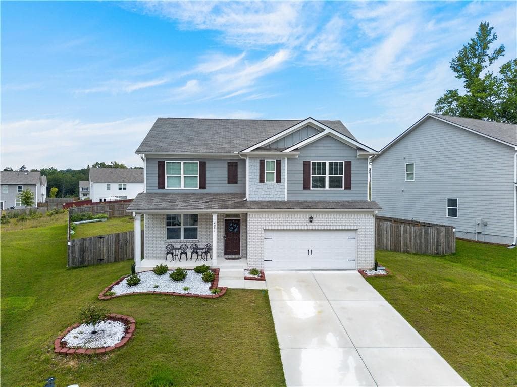 5 bedroom, 3 bathroom, 2,577 sq ft single family residence for sale at 4861 Layton Drive, Lithia Springs, GA 30122 — photo 2