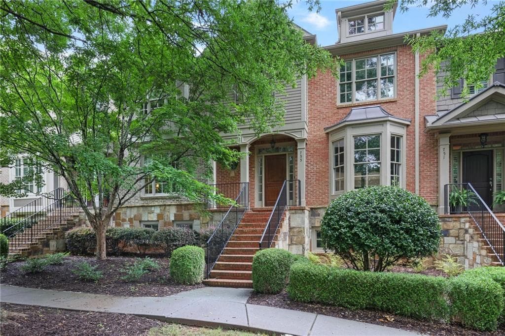 4 bedroom, 4 bathroom, 2,620 sq ft townhouse under contract at 755 Mountain View Terrace, Marietta, GA 30064
