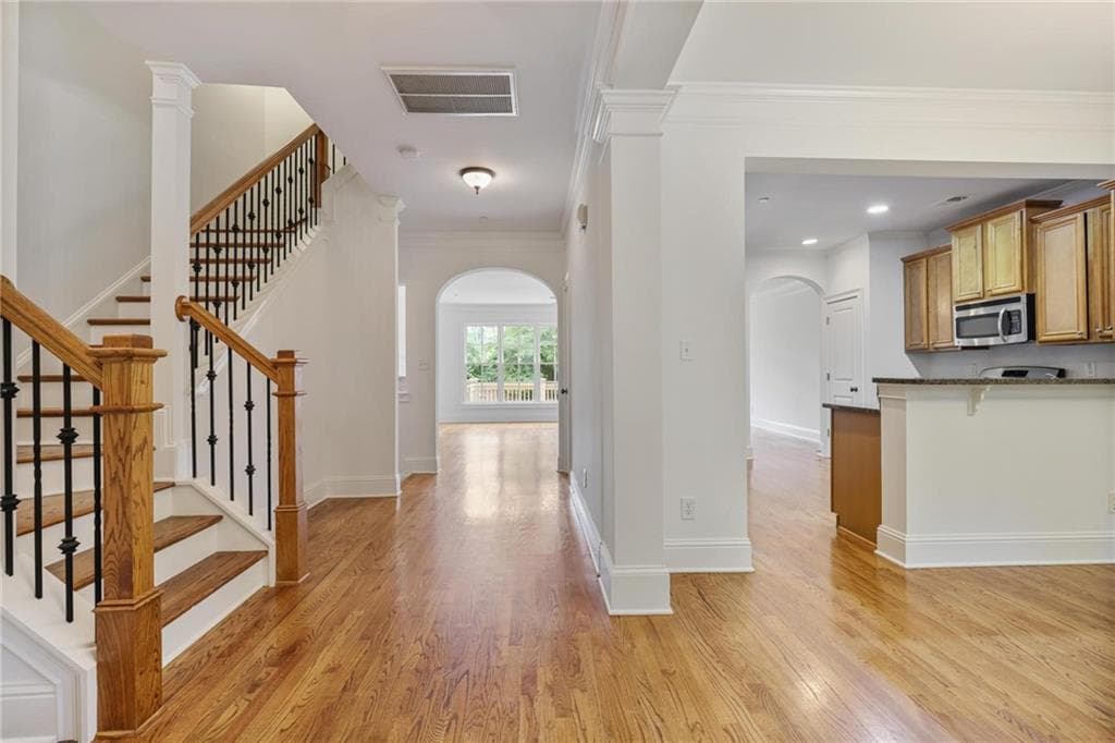 4 bedroom, 4 bathroom, 2,620 sq ft townhouse under contract at 755 Mountain View Terrace, Marietta, GA 30064 — photo 9
