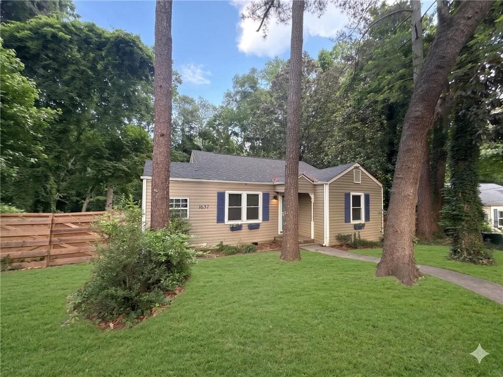 2 bedroom, 1 bathroom, 919 sq ft single family residence sold at 1637 Cecilia Drive, Atlanta, GA 30316