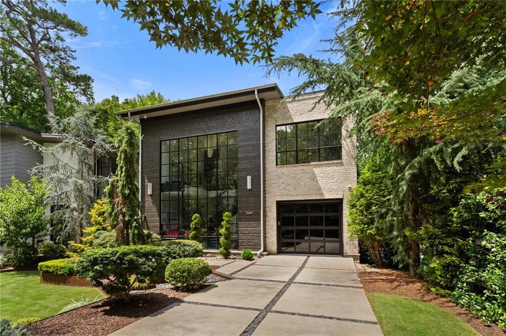 3 bedroom, 4 bathroom, 3,099 sq ft single family residence sold at 569 Overbrook Drive, Atlanta, GA 30318