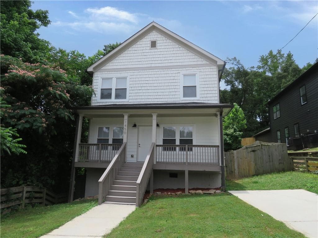 3 bedroom, 3 bathroom, 1,450 sq ft single family residence for sale at 1450 Norris Place, Atlanta, GA 30314 — photo 4