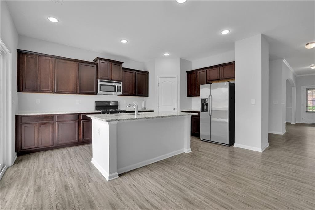 5 bedroom, 4 bathroom, 2,755 sq ft single family residence for sale at 410 Trail Finders Way, Canton, GA 30114 — photo 9