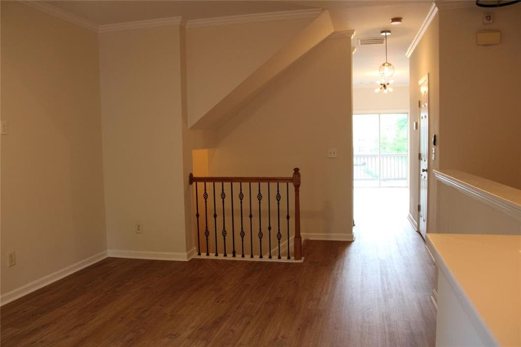 3 bedroom, 4 bathroom, 1,646 sq ft townhouse for sale at 2059 Liberty Court, Atlanta, GA 30318 — photo 8