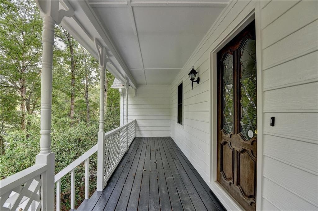 3 bedroom, 2 bathroom, 1,560 sq ft single family residence for sale at 214 Valley Brook Drive, Woodstock, GA 30188 — photo 5