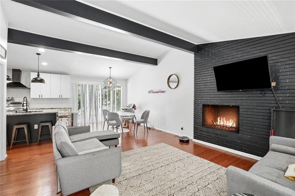 3 bedroom, 2 bathroom, 1,296 sq ft single family residence under contract at 3806 Donaldson Drive, Atlanta, GA 30341 — photo 5