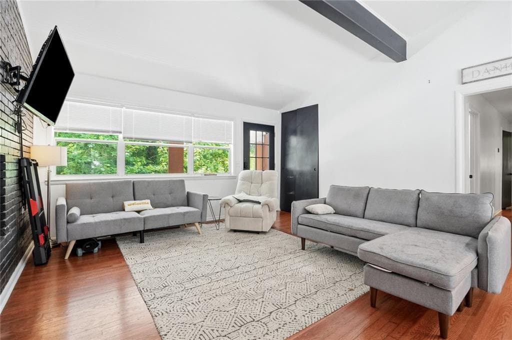 3 bedroom, 2 bathroom, 1,296 sq ft single family residence under contract at 3806 Donaldson Drive, Atlanta, GA 30341 — photo 6