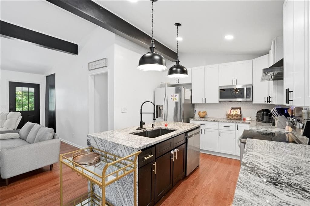 3 bedroom, 2 bathroom, 1,296 sq ft single family residence under contract at 3806 Donaldson Drive, Atlanta, GA 30341 — photo 10