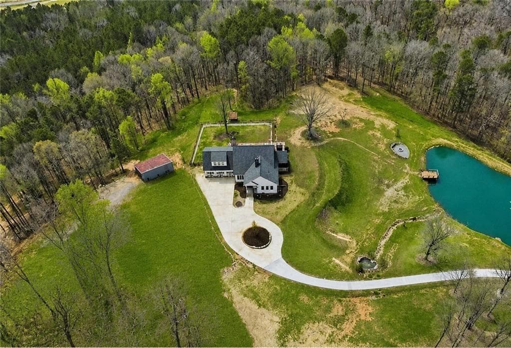 4 bedroom, 4 bathroom, 3,777 sq ft single family residence under contract at 738 Overlook Trail, Acworth, GA 30101 — photo 2