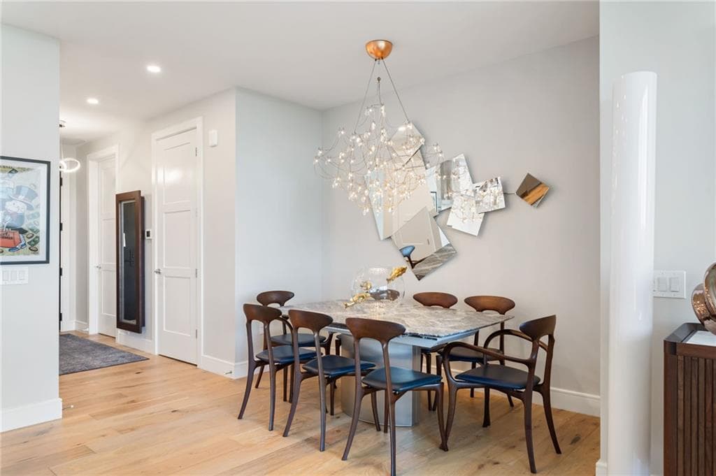 2 bedroom, 3 bathroom, 1,474 sq ft condominium for sale at 2425 Peachtree Road 1412, Atlanta, GA 30305 — photo 8