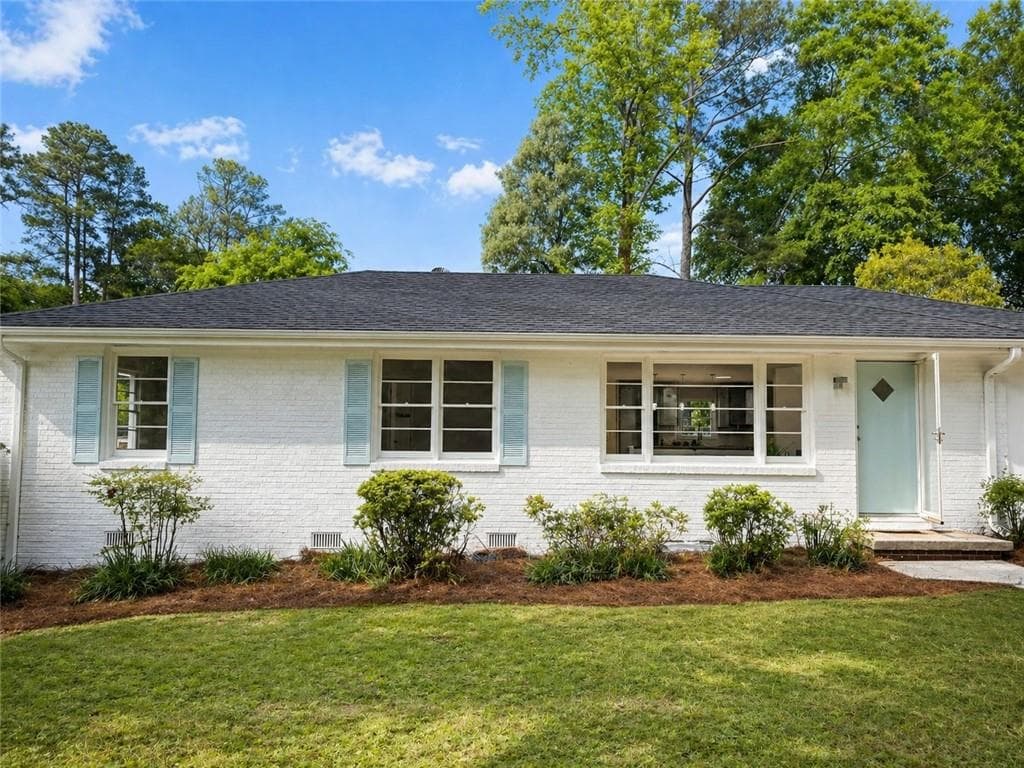 3 bedroom, 2 bathroom, 1,442 sq ft single family residence sold at 2638 Mural Drive, Atlanta, GA 30341