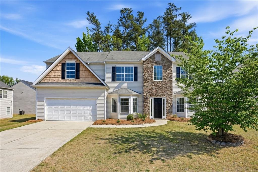 4 bedroom, 3 bathroom, 3,256 sq ft single family residence sold at 6415 Grey Fox Way, Riverdale, GA 30296